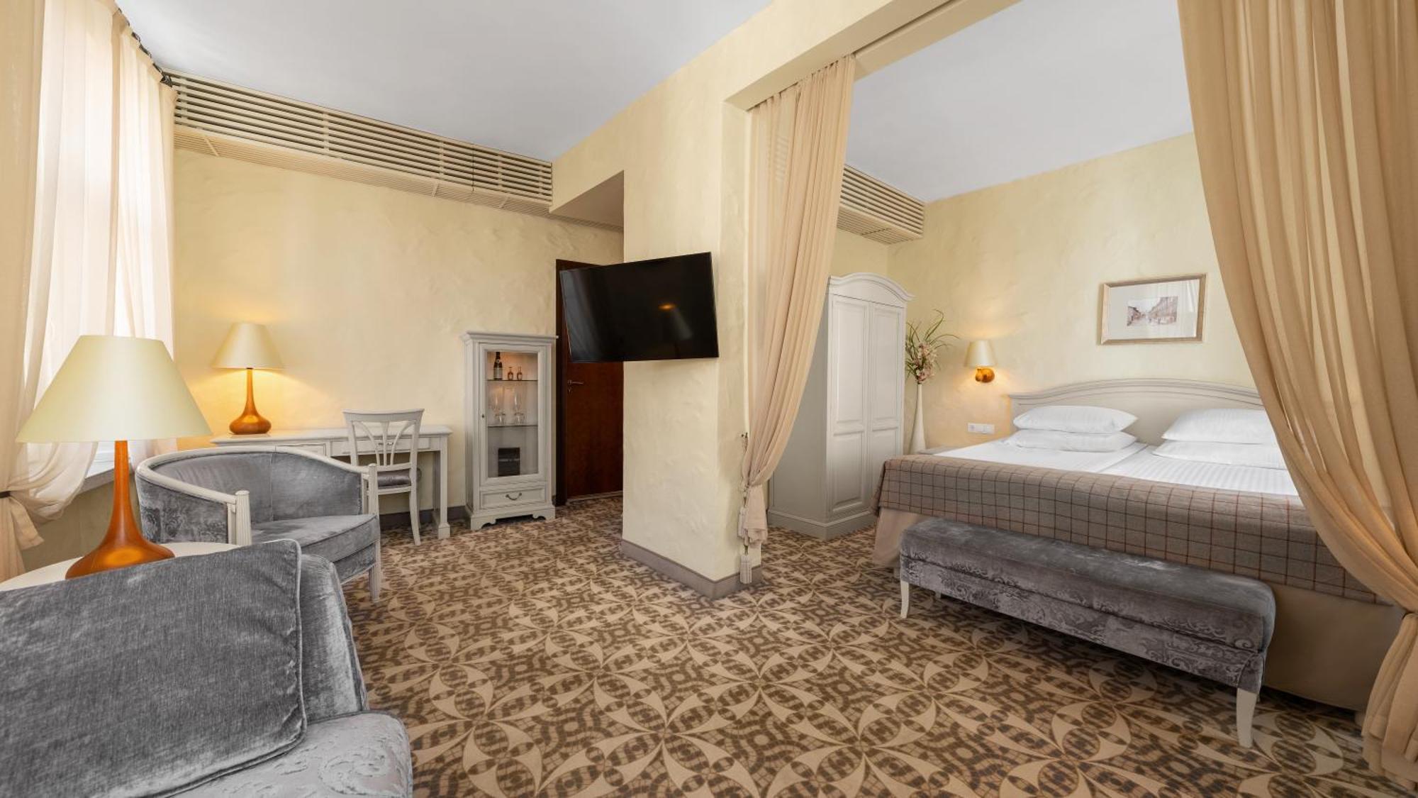 Rixwell Collection Savoy Boutique Hotel Tallinn Ngoại thất bức ảnh